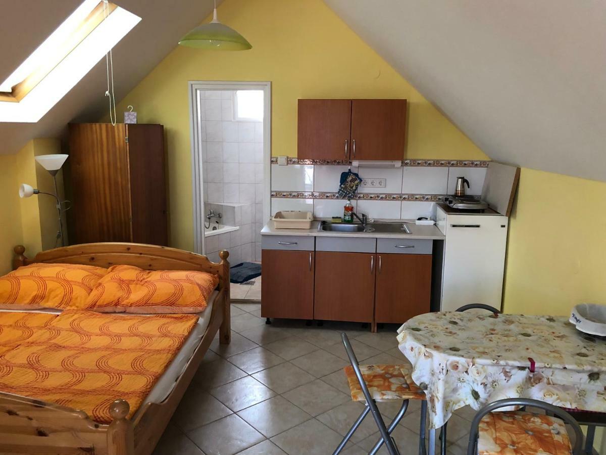 Liget Apartman Balatonföldvár Εξωτερικό φωτογραφία