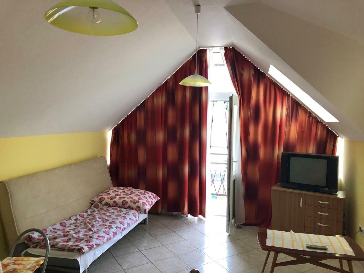 Liget Apartman Balatonföldvár Εξωτερικό φωτογραφία